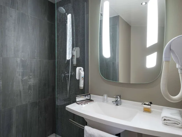 غرفة كومفورت بسرير مزدوج، ibis Paris Rueil Malmaison 6/9
