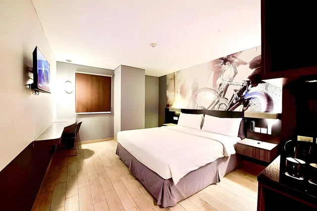 غرفة سوبيريور بسرير مزدوج أو سريرين منفصلين، Horu Hotel Mangga Dua (formerly Hotel Neo Mangga Dua) 1/1