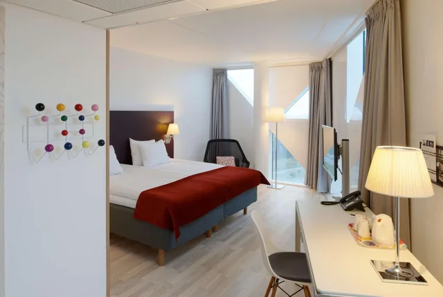 غرفة سوبيريور بسرير مزدوج، Scandic Victoria Tower 3/4