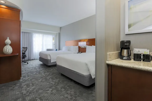 جناح بسريرين كوين مع أريكة، Courtyard by Marriott San Jose Campbell 4/9