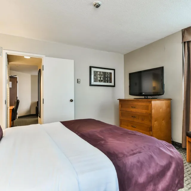 جناح جونيور بسرير كينج، Best Western Plus Cambridge Hotel 1/6