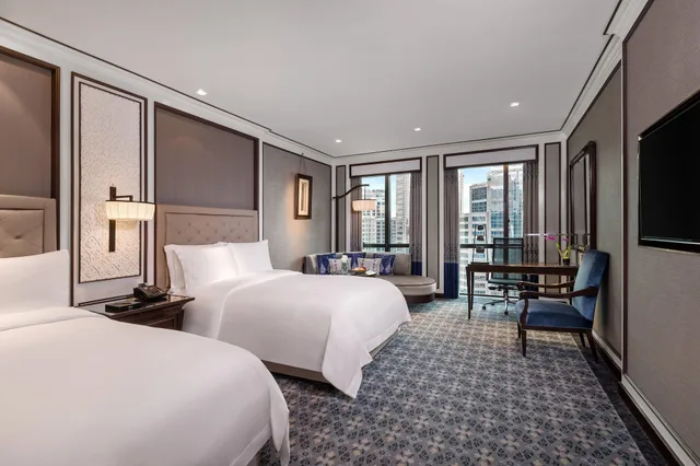 Royal, 2 Double Beds, Bathtub, THE ATHENEE HOTEL, A LUXURY COLLECTION HOTEL BANGKOK 3/5