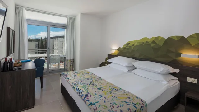 Room, Double Bed, Side Sea View، Bluesun Hotel Alga 1/2