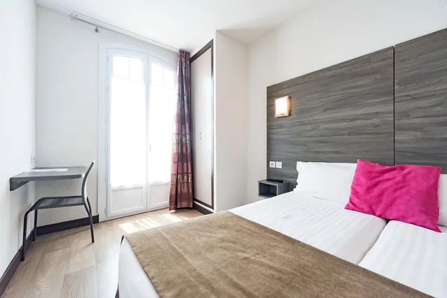 غرفة بسريرين منفصلين، Le 21 Hotel 1/10
