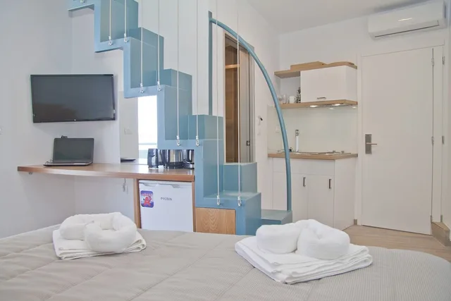 Deluxe, Studio, Suite, 2 Double Beds, Ocean Front، Christina Beach 4/7