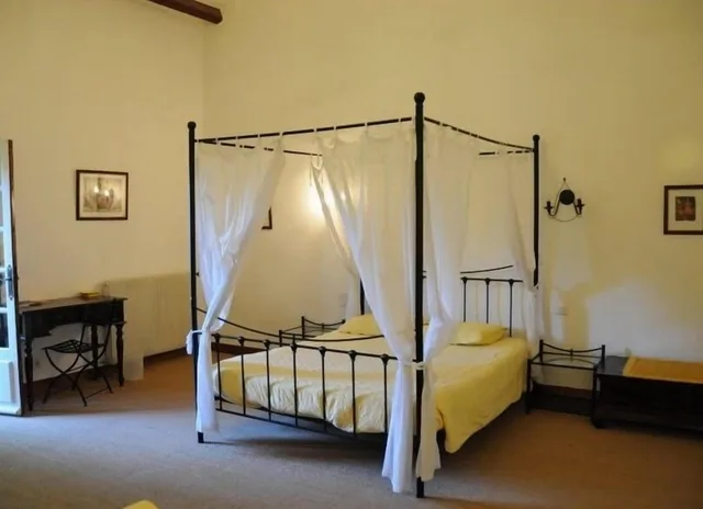 غرفة رباعية بسرير كينج وسرير كوين بإطلالة على الحديقة، Clos Saint-Pierre De Fraisse 2/3