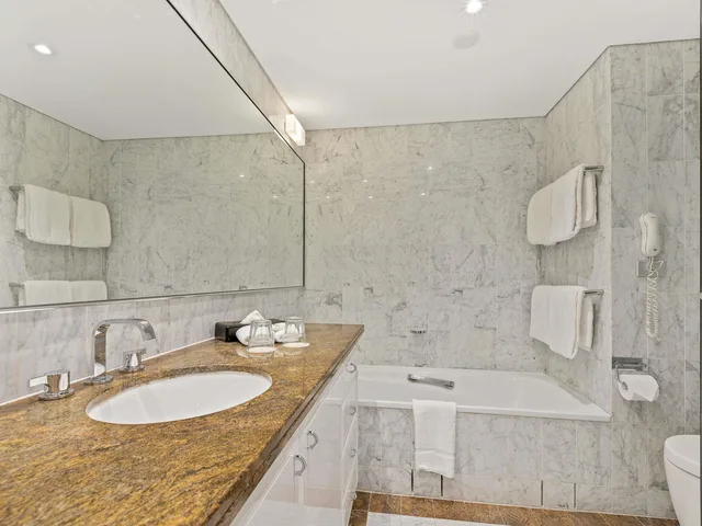 1 Bedroom, Renovated, Suite, Harbour View، The Sebel Quay West Suites 2/3
