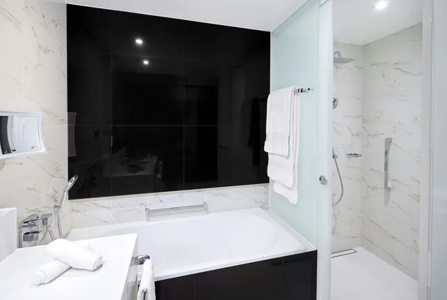 غرفة بسرير كينج، Hilton Tallinn Park 1/11