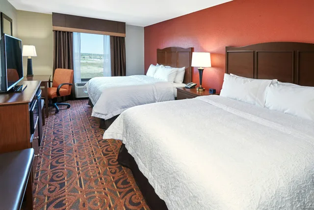 غرفة بسريرين كوين، Hampton Inn and Suites Milwaukee Franklin 2/4