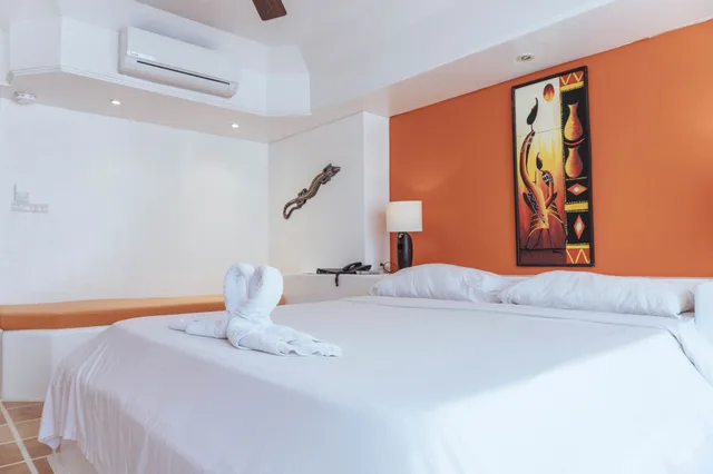 غرفة سوبيريور بسرير كينج، Calypso Beach Dive Resort 6/10