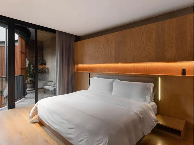 جناح غراند، Volga Hotel 1/1