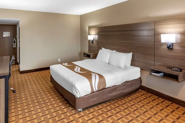 غرفة أساسية مفردة بسرير كوين، Hotel Inn Santa Fe 1/4