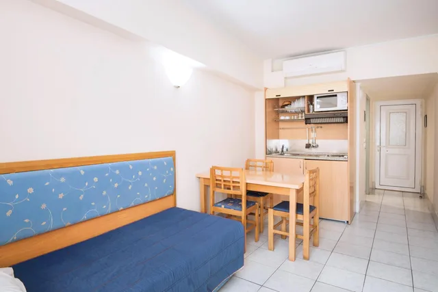 شقة، Kosta Palace City Hotel 5/7