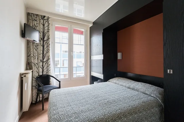 Standard, Double Bed, Hotel Alison 3/7