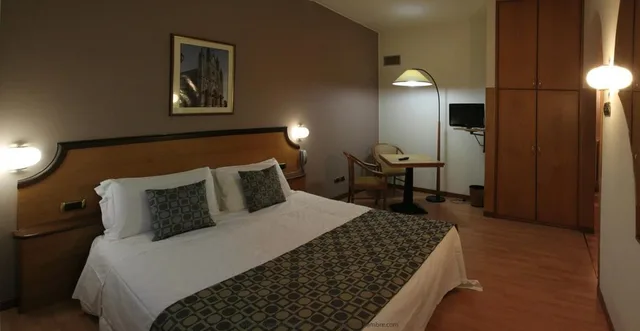 غرفة قياسية بسرير مزدوج، TEVERE 1/1