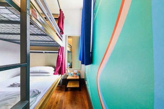 Private, Single, Bunk Bed, Shared Bathroom، St Christophers Inn Village London Bridge Hostel Ex Hostel St Christophers Village 2/3