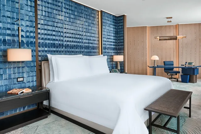 Nuwa Villa - One king bed، City of Dreams Nuwa Macau 1/2