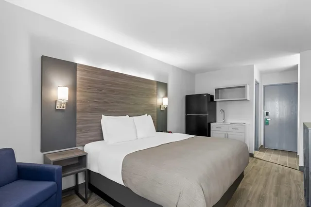 Efficiency, King Bed، Quality Inn New Martinsville, WV 3/9