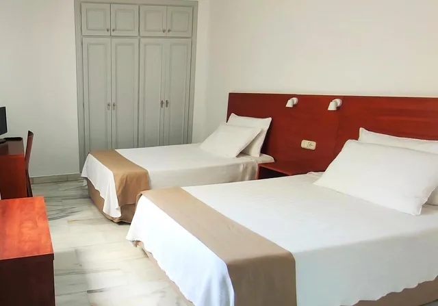 غرفة بسريرين منفصلين، Sol Almería 1/4