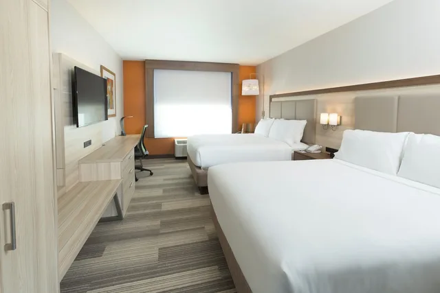 غرفة قياسية بسريرين كوين، Holiday Inn Express & Suites S Lake Buena Vista, an IHG Hotel 2/5