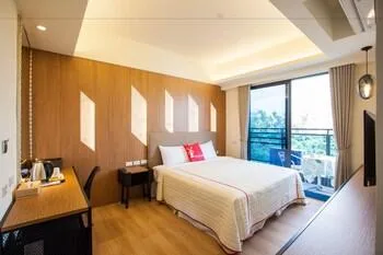 غرفة كومفورت بسرير كينج بإطلالة على الجبل بشرفة، Song Ping Resort 1/1