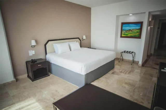 جناح جونيور بسرير كينج مع أريكة، Days Inn by Wyndham Tuxtepec 6/10