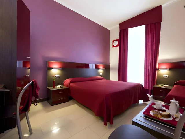 غرفة بزنس مفردة بحمام خاص، HOTEL IDEALE 1/5