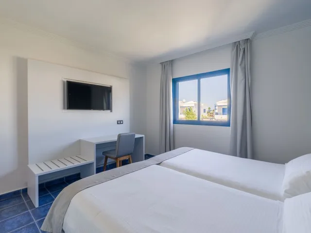 غرفة عائلية، Hotel LIVVO Mirador Papagayo 2/5