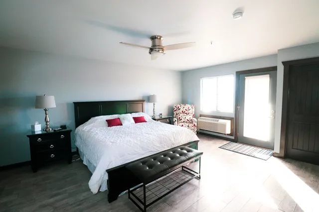 2 Bedrooms, Condo, 1 King and 2 Queen Beds, Murphy Bed، Indian Point Lodge Amp Condominiums 2/3