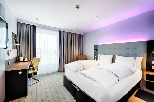 Standard, Double Bed, Premier Inn Lubeck City Centre 2/10