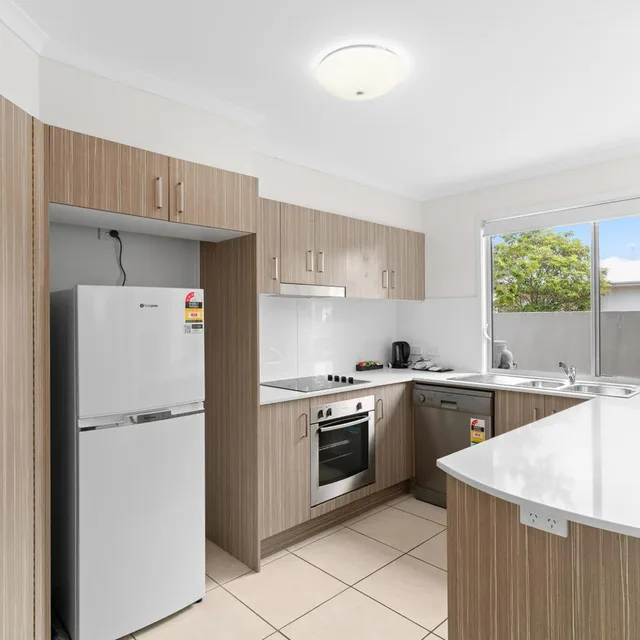 3 Bedrooms, Town House، Direct Hotels - Breeze on Brightwater 10/10