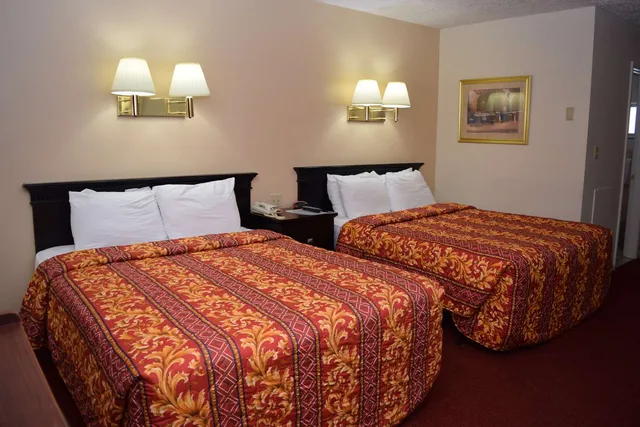غرفة بسريرين مزدوجين، Knights Inn Oswego 9/10