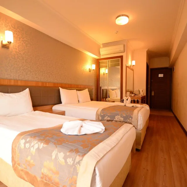 غرفة سوبيريور ثلاثية، Grand Anzac Hotel 3/10