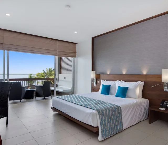 Deluxe, King Bed, Lagoon View، Amagi Aria 2/9