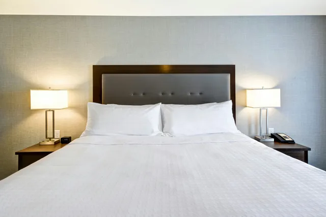 1 Bedroom, Suite, King Bed, Accessible, Homewood Suites By Hilton Phoenix Tempe Asu Area 4/6