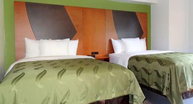 جناح بسريرين مزدوجين، Quality Inn & Suites Raleigh North 1/1