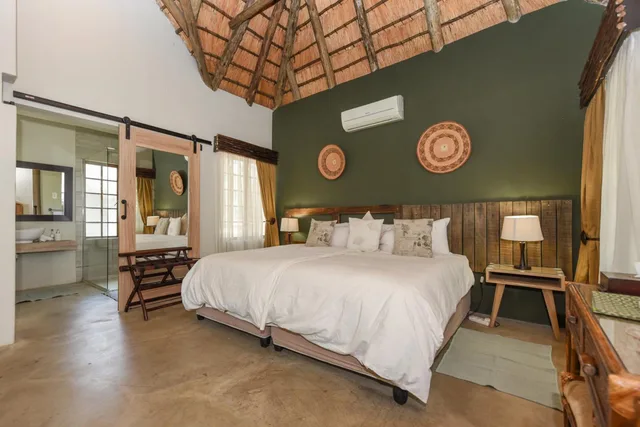 غرفة عائلية، Mziki Safari Lodge 1/4