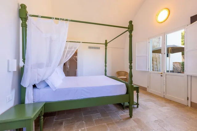 غرفة ديلوكس بسرير كوين، Hotel Masseria Fontanelle 3/6