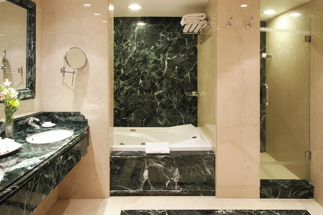 جناح جونيور بإطلالة على النهر، Hotel Emperador Buenos Aires 4/4