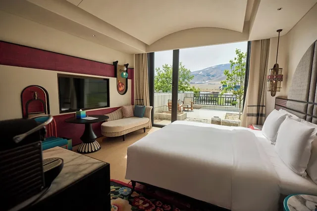 Hotel Indigo Sayram Lake by IHG, Rizhao 13/50