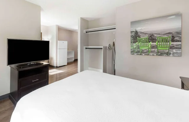 استوديو ديلوكس بسرير كوين مع أريكة، Extended Stay America Premier Suites - Miami - Airport - Miami Springs 5/7