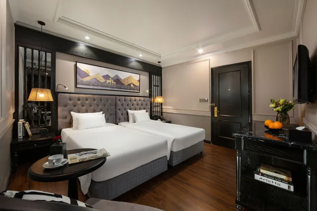 Deluxe, Hanoi Imperial Hotel 5/7