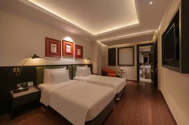 Deluxe, Double or Twin Bed, No Window, Bathtub، Champton Hanoi Hotel 2/2