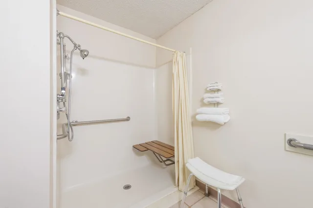 غرفة بسريرين كوين لذوي الإعاقة، Super 8 By Wyndham Jerseyville IL 6/6