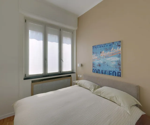 شقة كبيرة بسرير مزدوج بغرفة نوم واحدة مع أريكة، Milan Apartment Rental 4/7