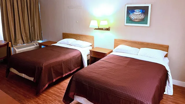 غرفة بسريرين مزدوجين، Thunderbird Motel Hillsboro 3/10