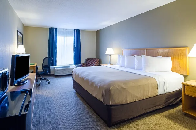 غرفة قياسية بسرير كينج، Quality Inn Princeton 8/10