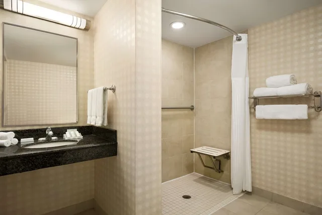 غرفة بسريرين كوين لذوي الإعاقة، Hilton Garden Inn Vaughan Toronto 4/4