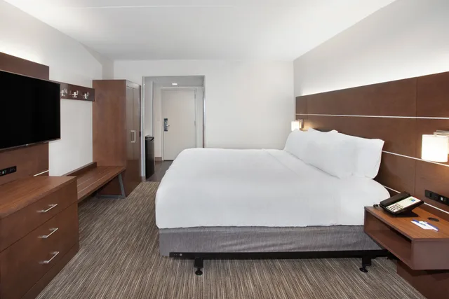 غرفة بسرير كينج، Holiday Inn Express Exton - Great Valley 3/7