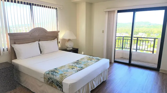 2 Bedrooms, Suite, Queen and Twin Beds, Mountain View, 2 Bathrooms، Aquarius Beach Tower 1/6